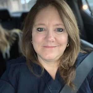 Meet your Posher, Holly